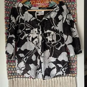 Beautiful like new Max Mara blouse.